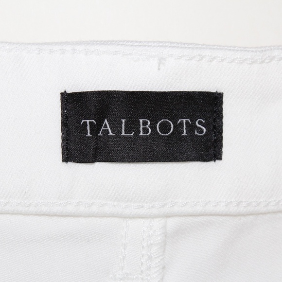 Talbots Relaxed Girlfriend Denim Short - Picture 10 of 15